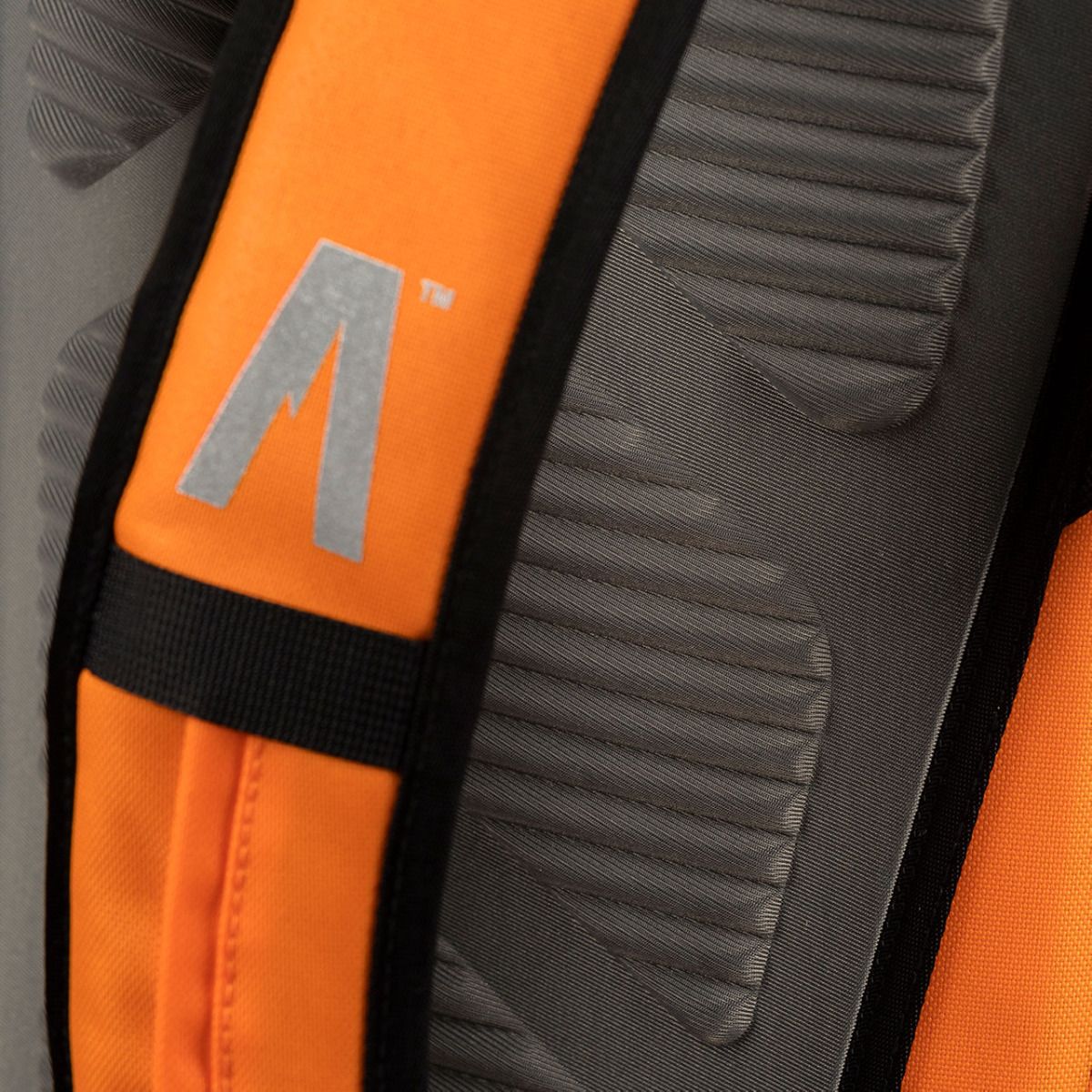 Alpinus Plecak wodoodporny Kayak 28 ZN43399