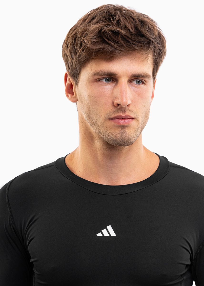 adidas Koszulka męska Techfit Aeroready Long Sleeve Tee JP2944 adidas Koszulka męska Techfit Aeroready Long Sleeve Tee JP2944