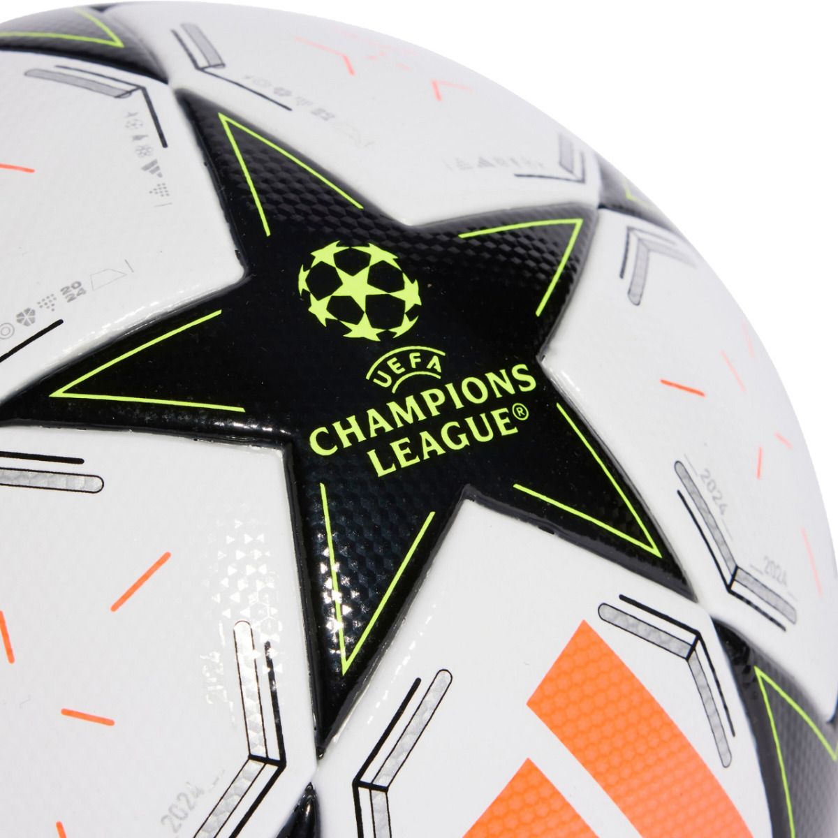 adidas Piłka nożna UCL League IX4060