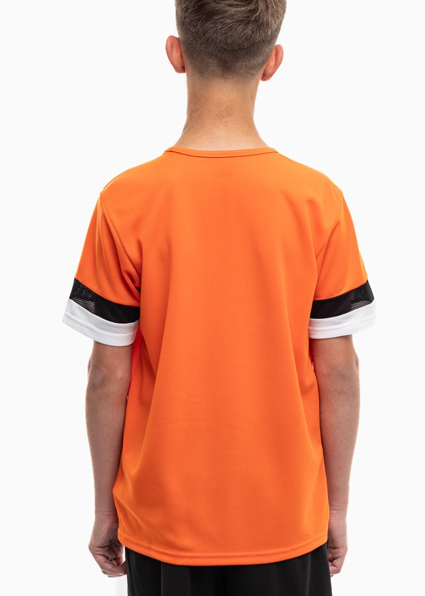 PUMA dziecięcy strój sportowy koszulka spodenki teamRISE Jersey Jr 704938 08/704943 04 PUMA dziecięcy strój sportowy koszulka spodenki teamRISE Jersey Jr 704938 08/704943 04