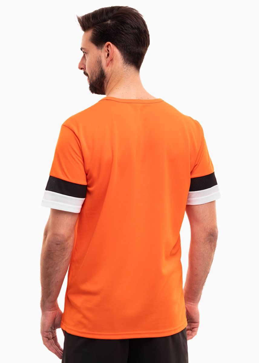 PUMA męski strój sportowy koszulka spodenki teamRISE Jersey 704932 08/704942 04 PUMA męski strój sportowy koszulka spodenki teamRISE Jersey 704932 08/704942 04