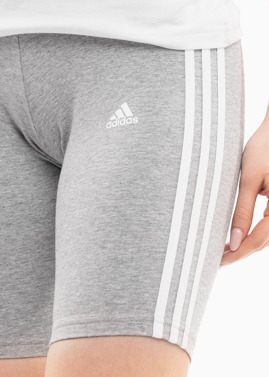 adidas Spodenki damskie Tight 3-Stripes Bike Shorts HF5956 adidas Spodenki damskie Tight 3-Stripes Bike Shorts HF5956