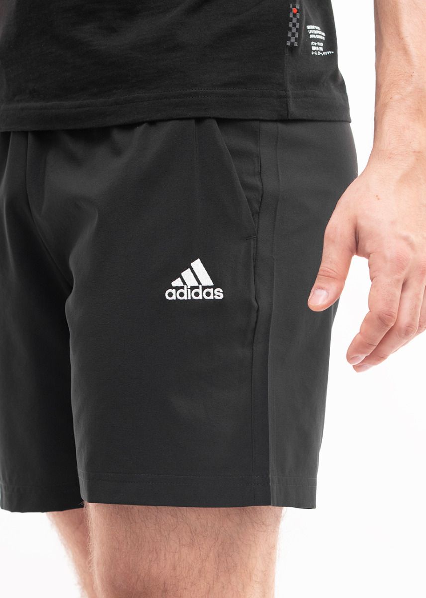 adidas Spodenki męskie Aeroready Essentials Chelsea Small Logo IC9392