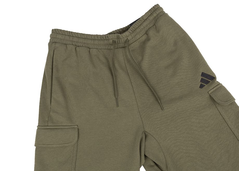 adidas Spodenki męskie Essentials Feel Cozy French Terry Cargo JE6292 adidas Spodenki męskie Essentials Feel Cozy French Terry Cargo JE6292