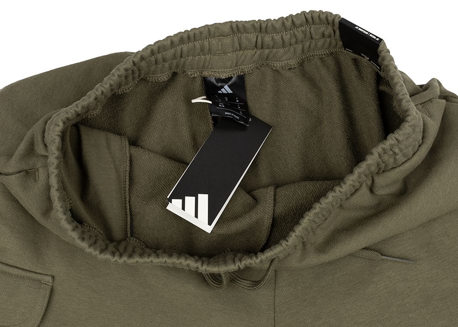 adidas Spodenki męskie Essentials Feel Cozy French Terry Cargo JE6292 adidas Spodenki męskie Essentials Feel Cozy French Terry Cargo JE6292