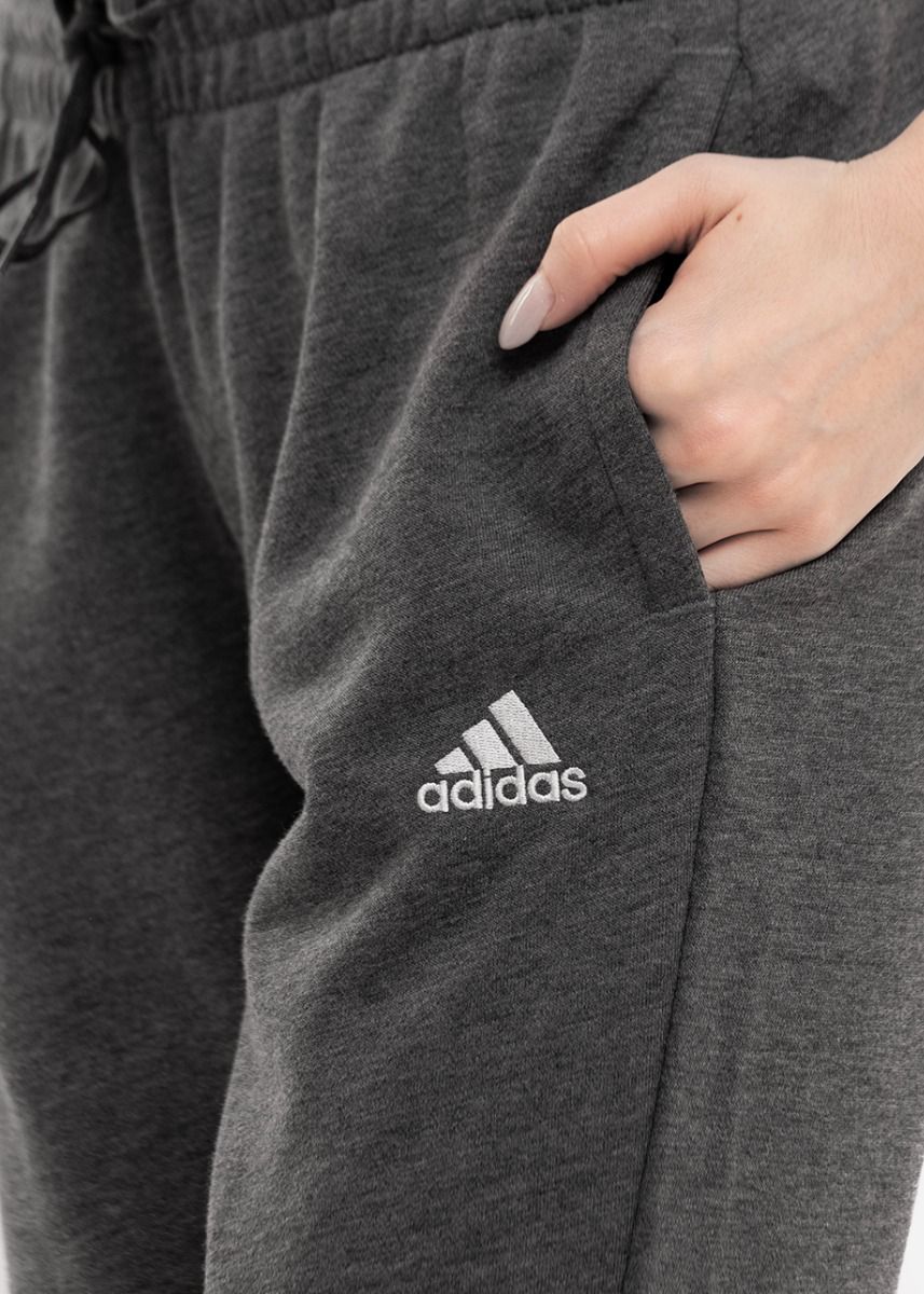 adidas Spodnie Damskie Essentials Slim Tapered Cuffed Pant HA0265 adidas Spodnie Damskie Essentials Slim Tapered Cuffed Pant HA0265