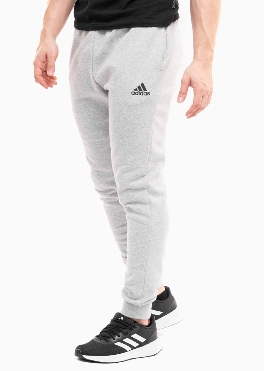 adidas Spodnie męskie Essentials Fleece Regular Tapered HL2230